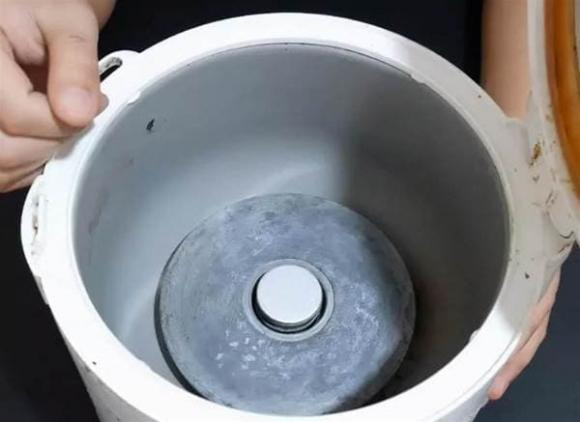 nồi cơm điện, vệ sinh nồi cơm điện, mẹo hay