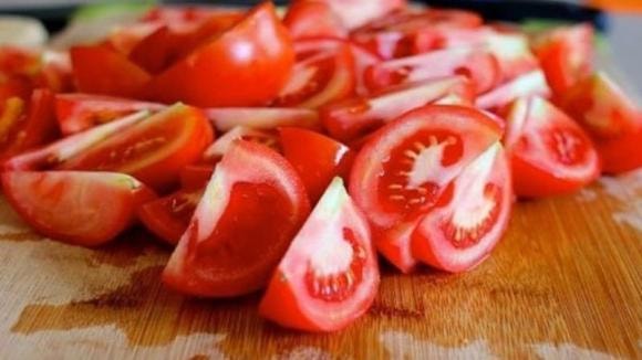 lẩu cá hồi măng chua nhúng hải sản, công thức lẩu cá hồi măng chua, món ngon từ cá hồi