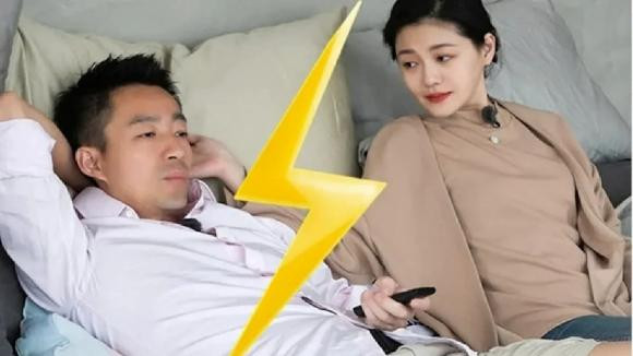 Từ Hy Viên và Uông Tiểu Phi, Từ Hy Đệ, sao ngoại tình