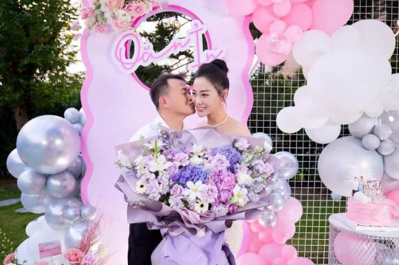 diễn viên Phương Oanh, Shark Bình, doanh nhân Đào Lan Hương, sao Việt.