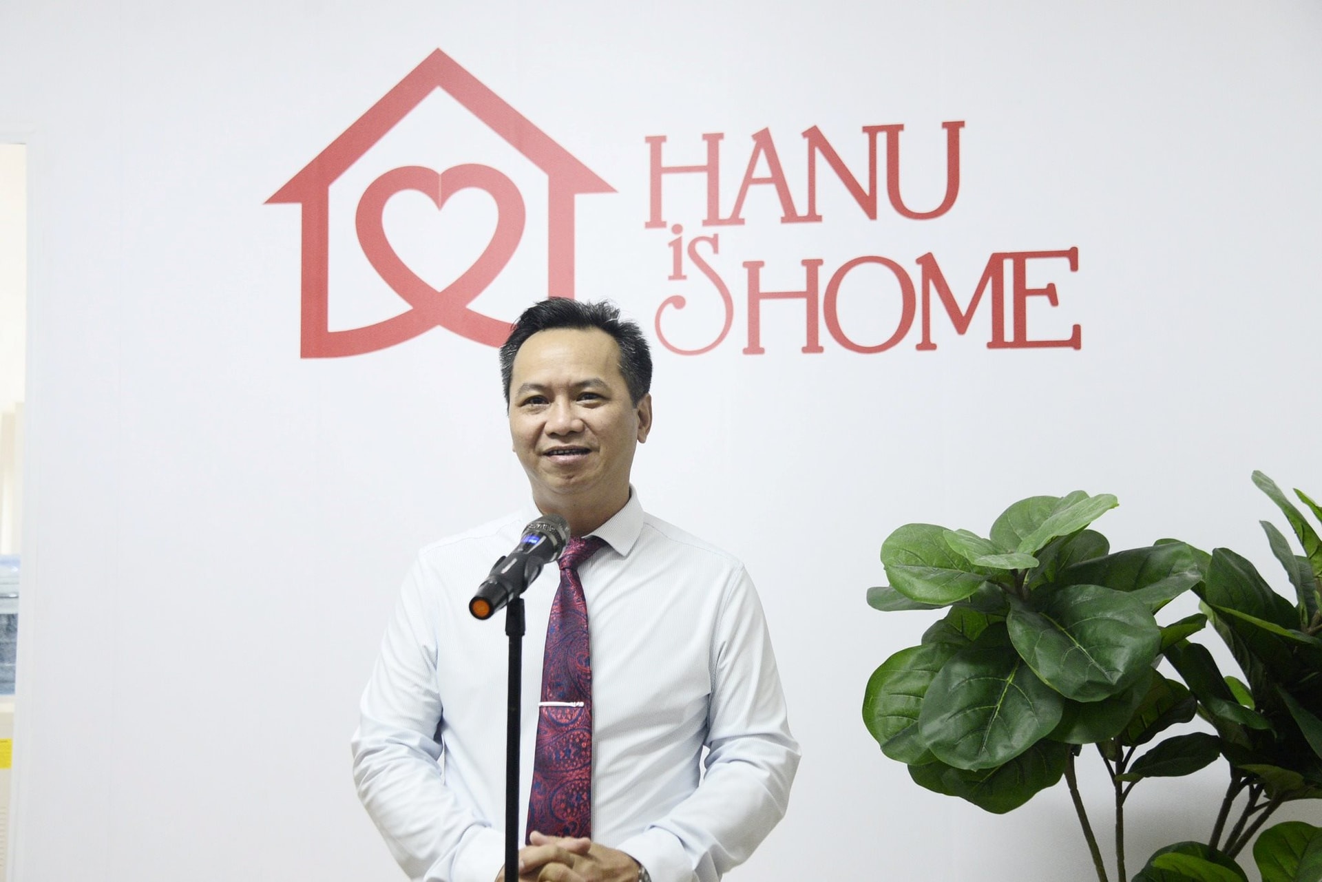 hanu-is-home5.jpg