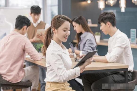 công sở, văn phòng, làm việc, ứng xử khôn ngoan