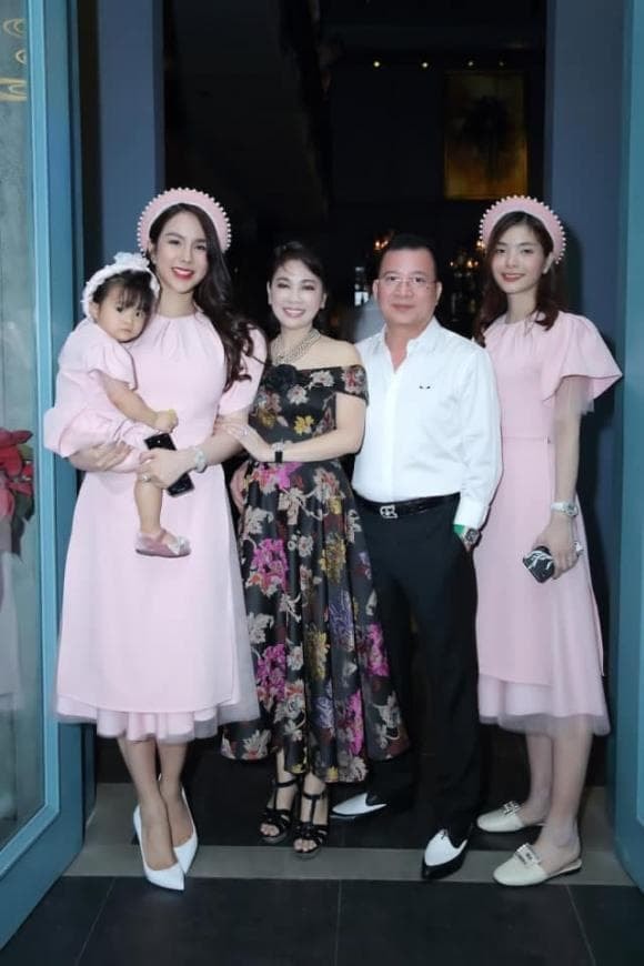 ,nữ diễn viên diệp lâm anh,Ca sĩ Diệp Lâm Anh,người mẫu diệp lâm anh,sao Việt