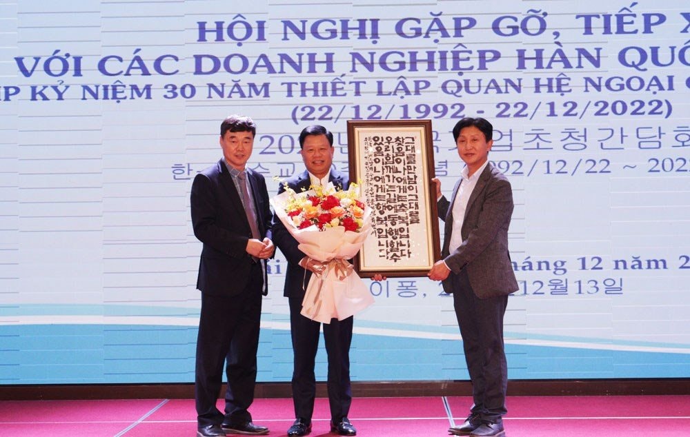 anh-hp-doanh-nghiep-han-quoc....jpg