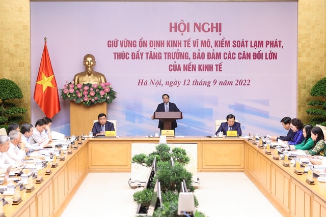 Năm 2022 Chính phủ đã hành động quyết liệt, hiệu quả với quyết tâm cao, nỗ lực lớn, phản ứng chính sách kịp thời - Ảnh 2.