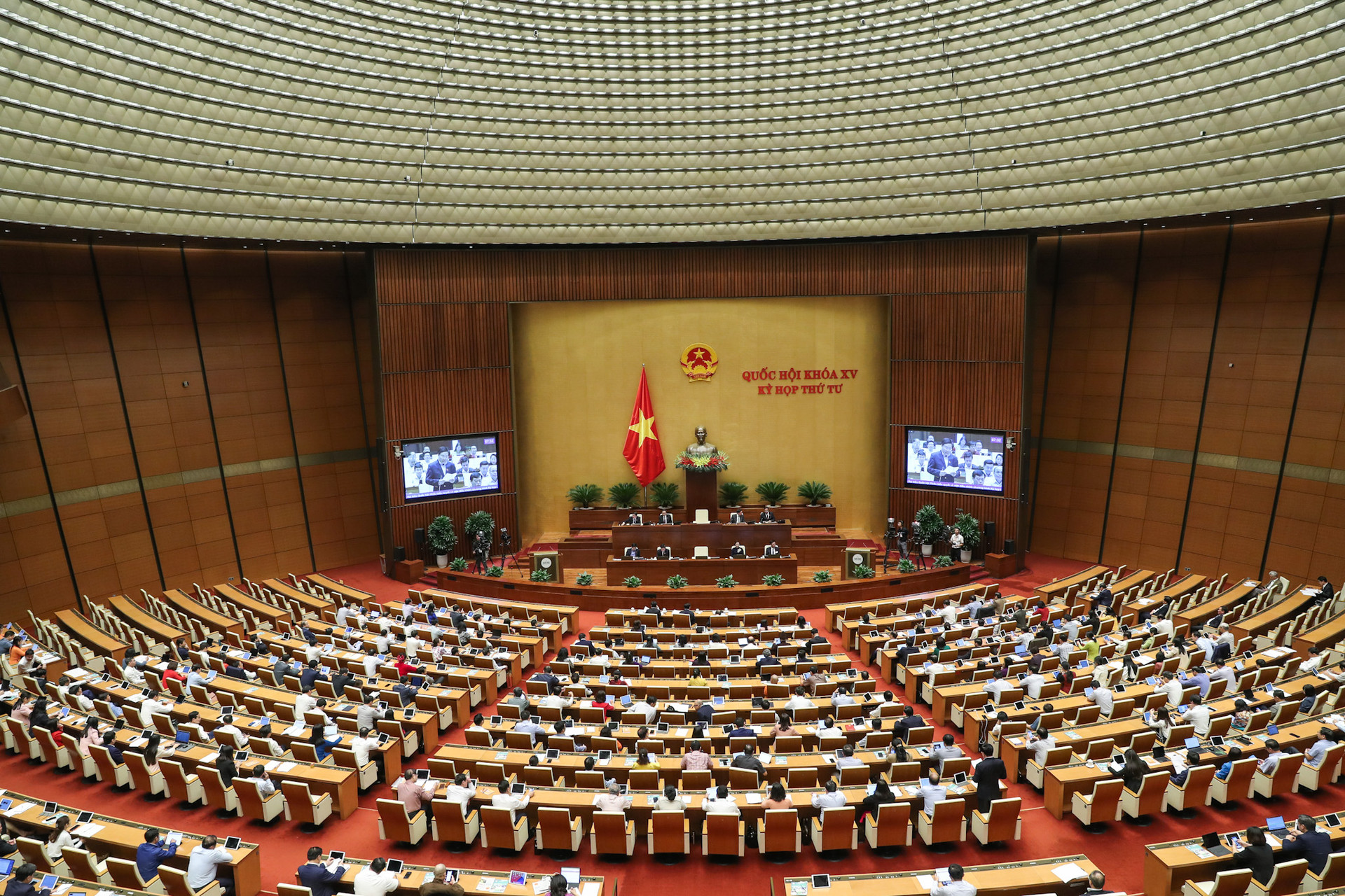Toàn cảnh Kỳ họp thứ 4 Quốc hội khoá XV      Ảnh: Phạm Quang Vinh
