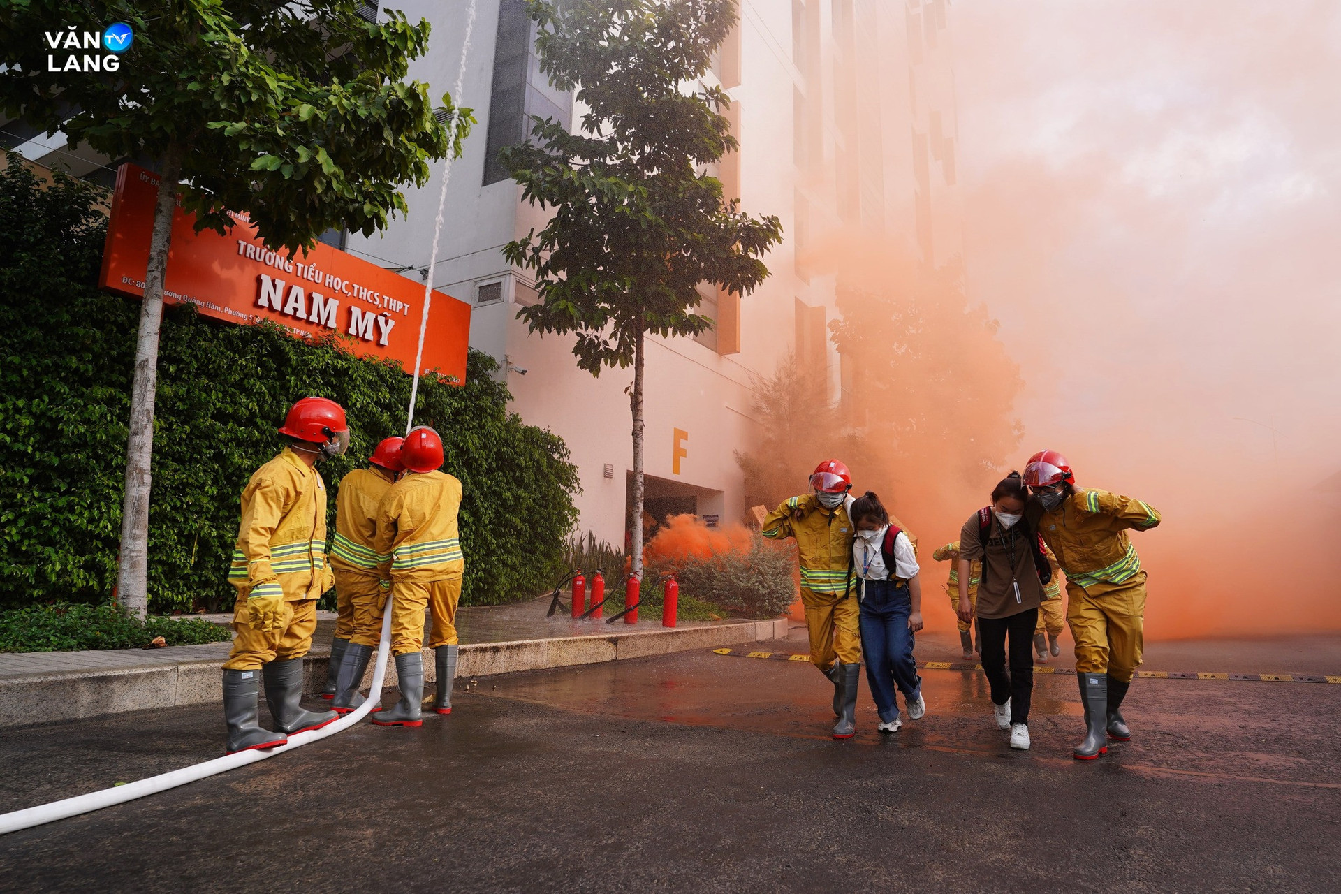 TPHCM: Gần 150 người diễn tập chữa cháy và cứu nạn, cứu hộ tại trường đại học