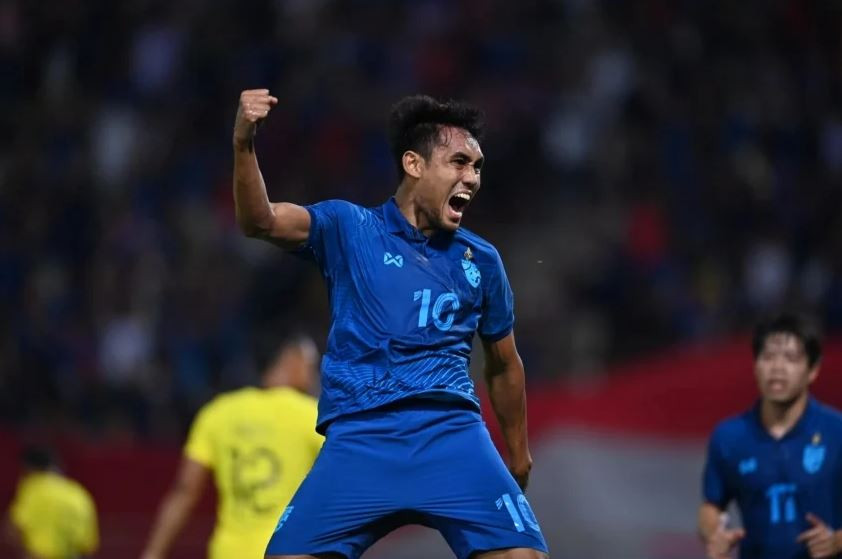 ĐT Thái Lan ngược dòng ấn tượng để vào chung kết AFF Cup 2022