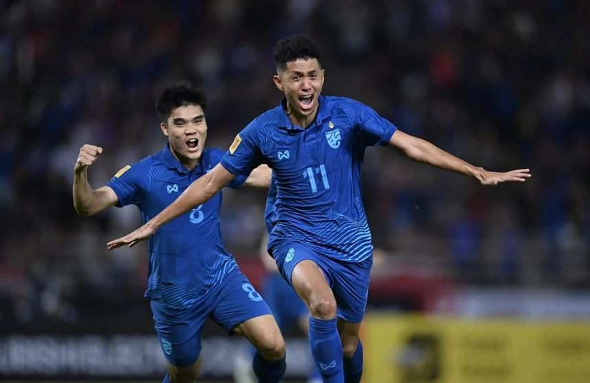ĐT Thái Lan ngược dòng ấn tượng để vào chung kết AFF Cup 2022