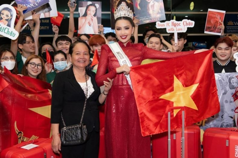 Ngọc Châu lọt vào top 20 thí sinh nổi bật Miss Universe