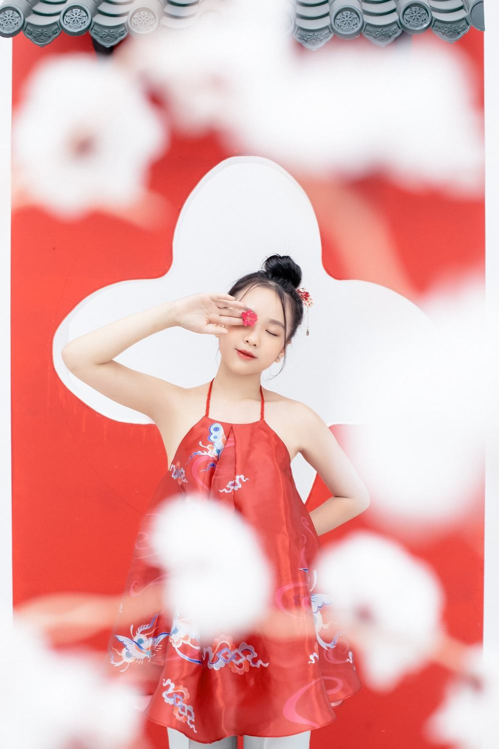 Talent nhí 12 tuổi cover ca khúc nhạc xuân của Hồ Hoài Anh, Châu Đăng Khoa
