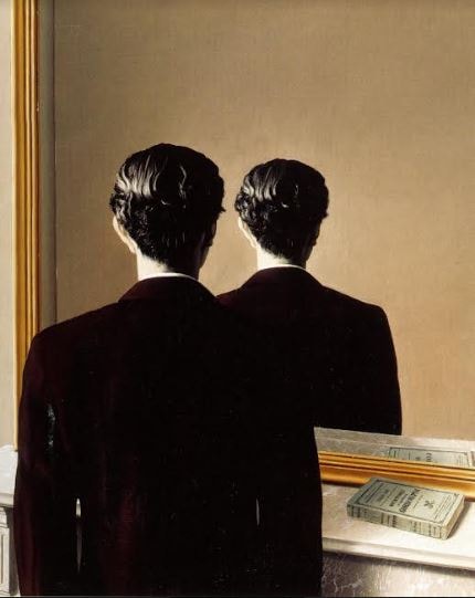 VCCA tổ chức triển lãm số các tác phẩm kinh điển của Rene Magritte và Frida Kahlo