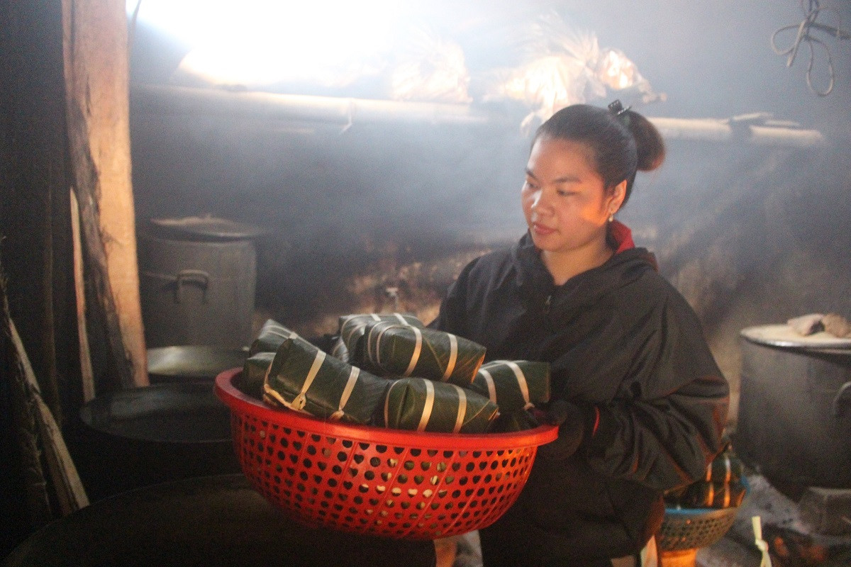 Nghệ An: Làng nghề làm bánh quê lúa “đỏ lửa” phục vụ Tết