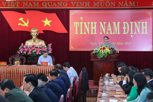 Thủ tướng: Nam Định còn thiếu con đường chiến lược để kết nối vùng