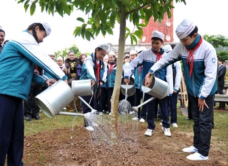 Hà Nội phấn đấu trồng 100.000 cây xanh vào đầu Xuân Quý Mão 2023