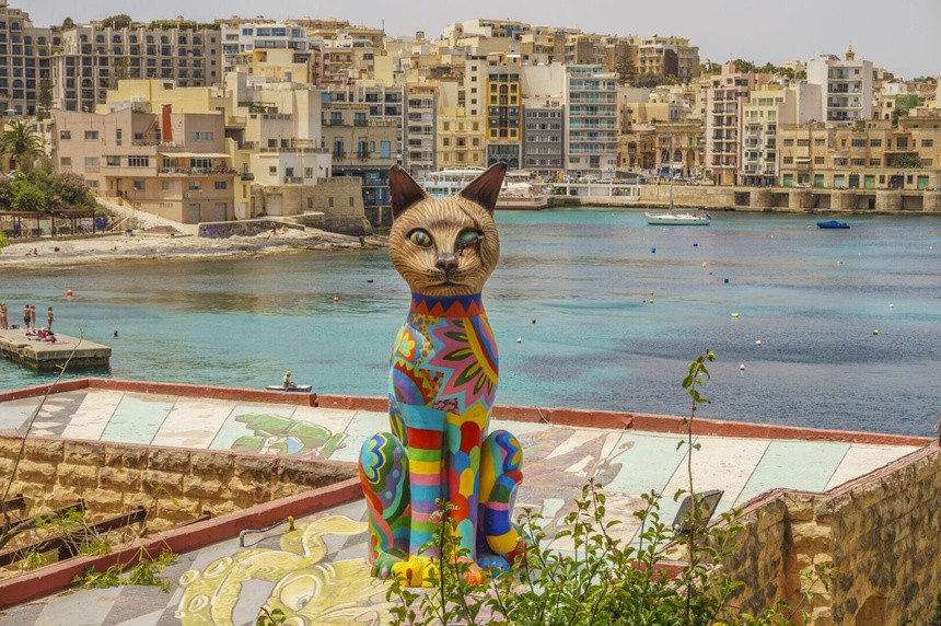 Chiêm ngưỡng những tượng mèo nổi tiếng trên thế giới