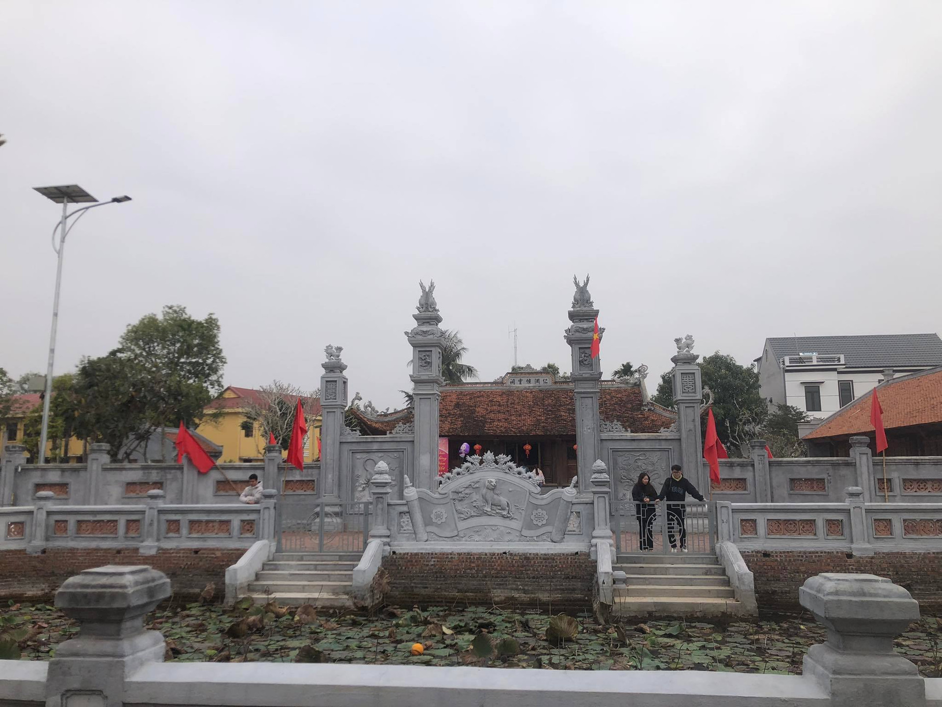Thăm Đền thờ nhà sử học Lê Văn Hưu