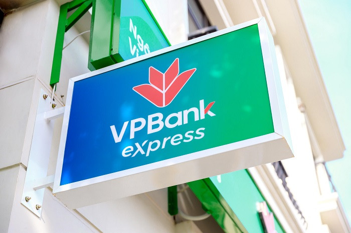 Gửi tiền tại VPBank, khách hàng trúng thưởng sổ tiết kiệm gần 300 triệu đồng