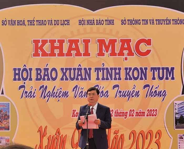 Kon Tum: Khai mạc Hội báo Xuân Quý Mão 2023