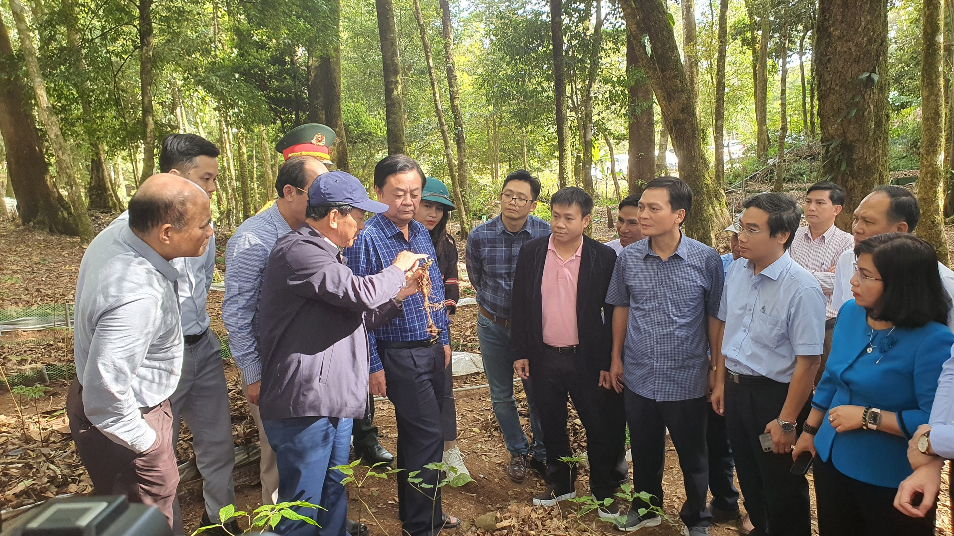 Bộ Nông nghiệp và Phát triển nông thôn sẽ làm cầu nối, kết nối doanh nghiệp đầu tư vào Kon Tum