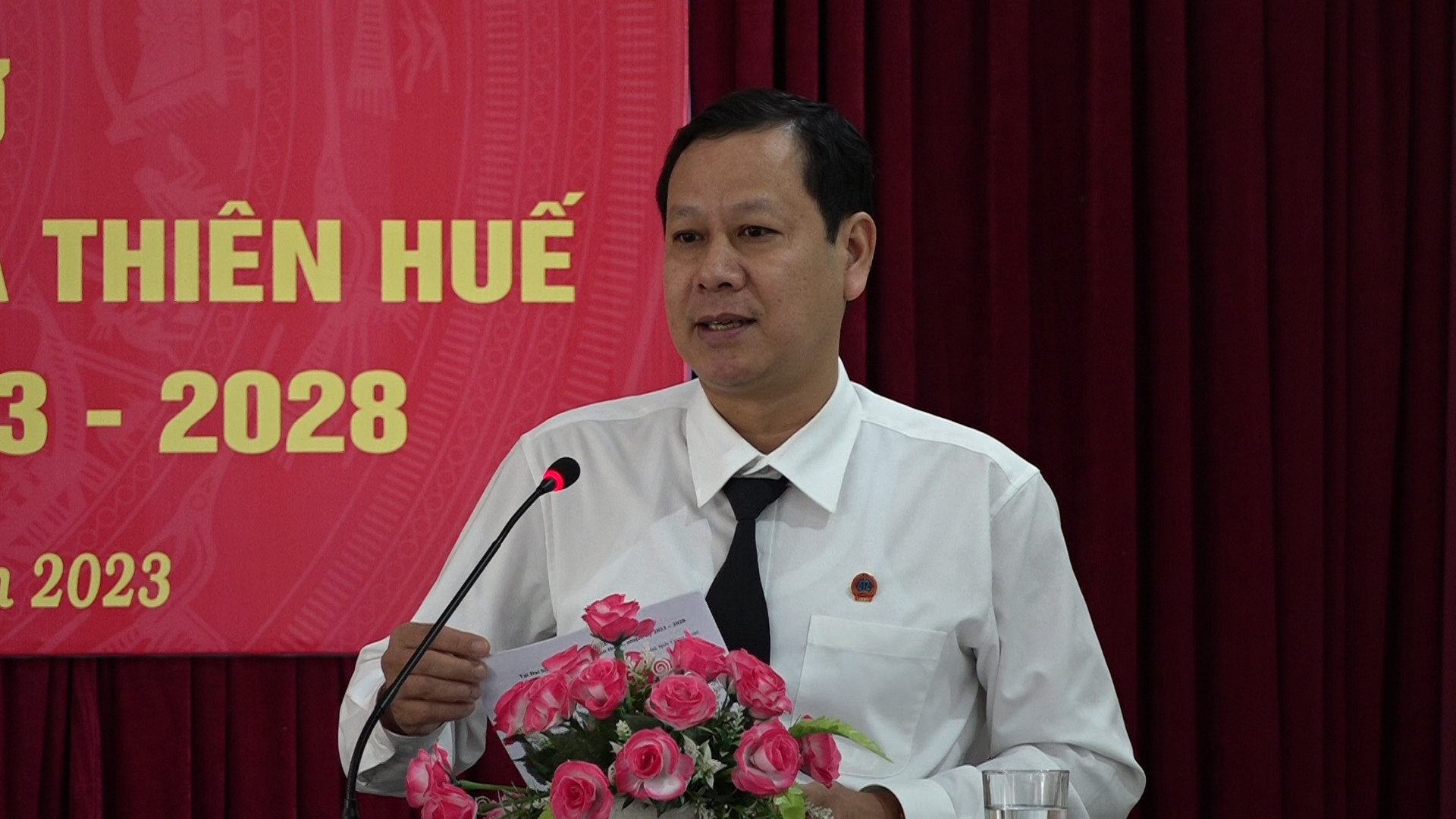 Đồng chí Vũ Văn Minh – Chánh án TAND tỉnh TT-Huế phát biểu chỉ đạo tại Đại hội