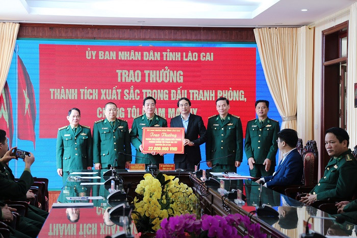 Chủ tịch tỉnh Lào Cai khen thưởng cho chuyên án ma túy A1122