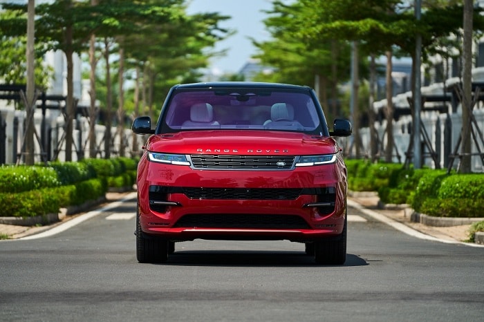 Range Rover Sport 2023 chốt giá từ 7,3 tỷ đồng