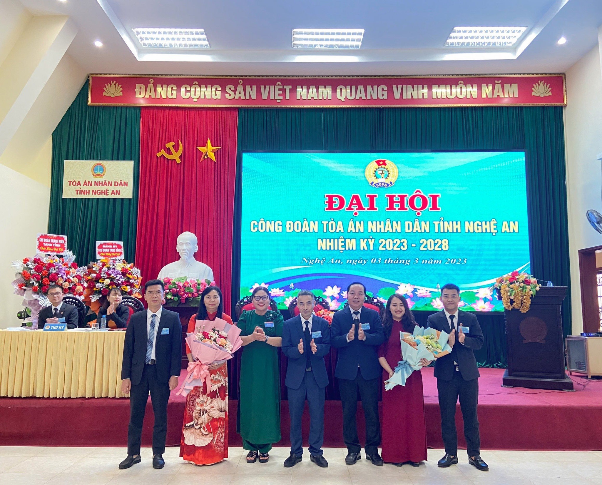 cong-doan-tand-tinh-nghe-an-to-chuc-thanh-cong-dai-hoi-cong-doan-nhiem-ky-2023-2028-hinh-anh21030483276.jpg