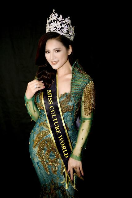 Thái Nhã Vân ngồi ghế nóng “Hoa hậu Doanh nhân Toàn cầu 2023” 