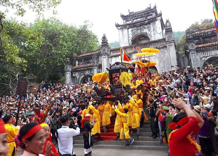 Lễ hội Đền Bà Triệu đón nhận danh hiệu Di sản văn hóa phi vật thể quốc gia