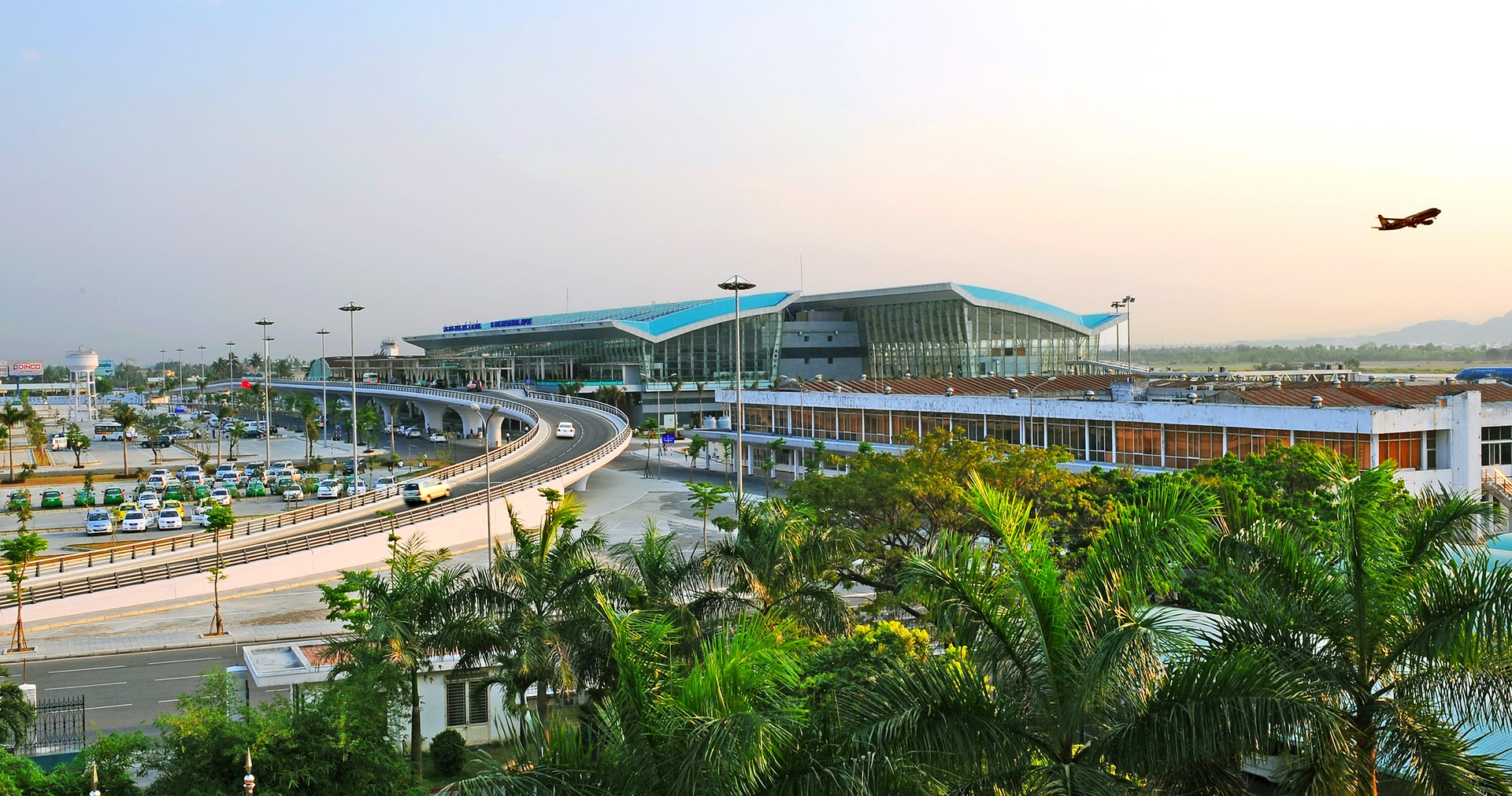 san-bay-da-nang-rong-85-ha-duoc-thiet-ke-phuc-vu-bon-trieu-hanh-khach-quoc-te-va-sau-trieu-hanh-khach-noi-dia-moi-nam..jpg