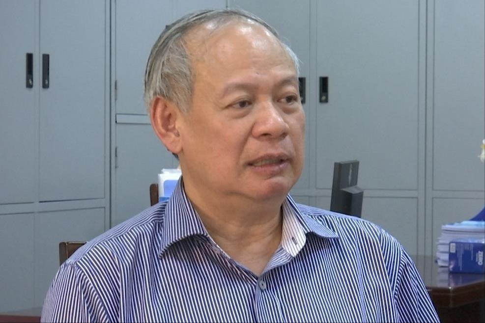 dinh-xuan-thao(1).jpg