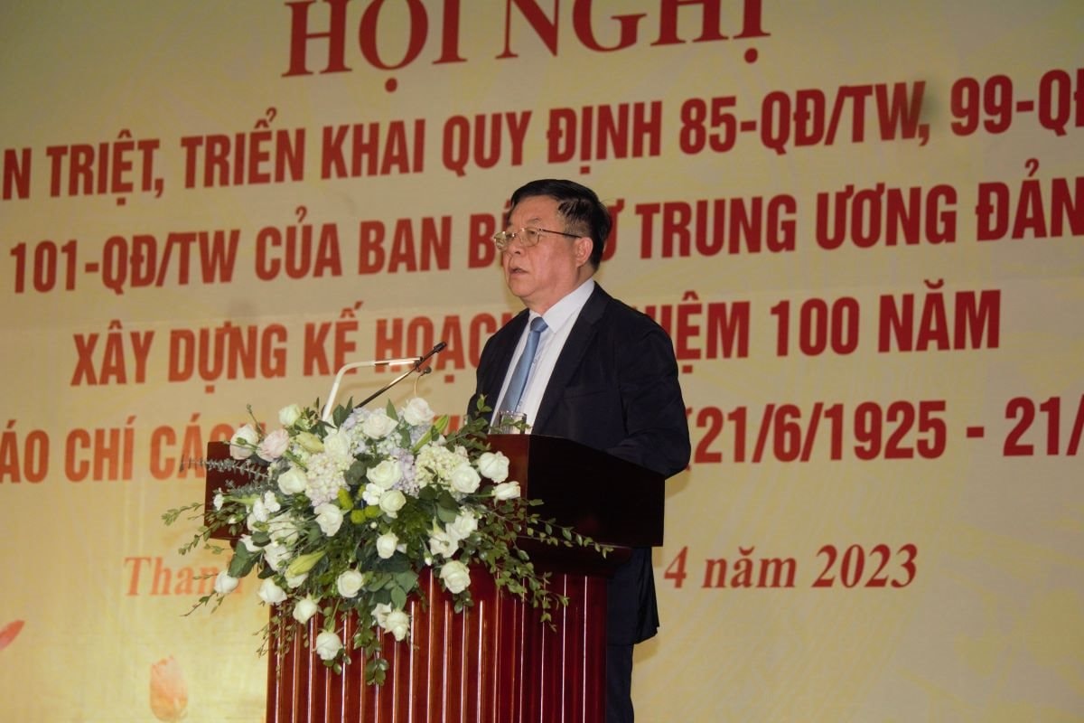 anh7hoinghiflc.jpg