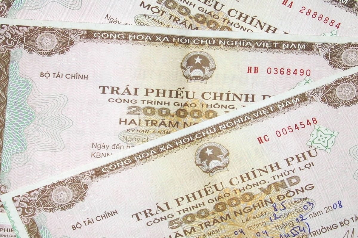 trai-phieu-chinh-phu-1.jpg