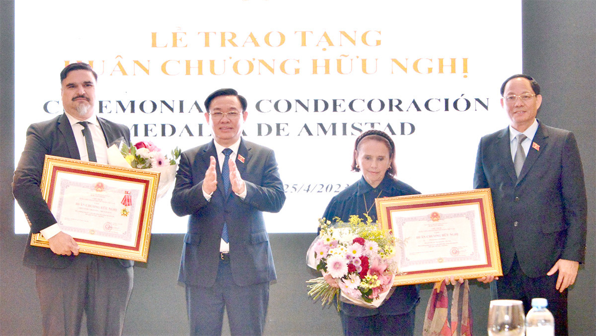Chủ tịch Quốc hội Vương Đình Huệ: Gìn giữ văn hoá Việt và tiếng Việt, bởi “văn hoá còn, tiếng việt còn là dân tộc còn” -0