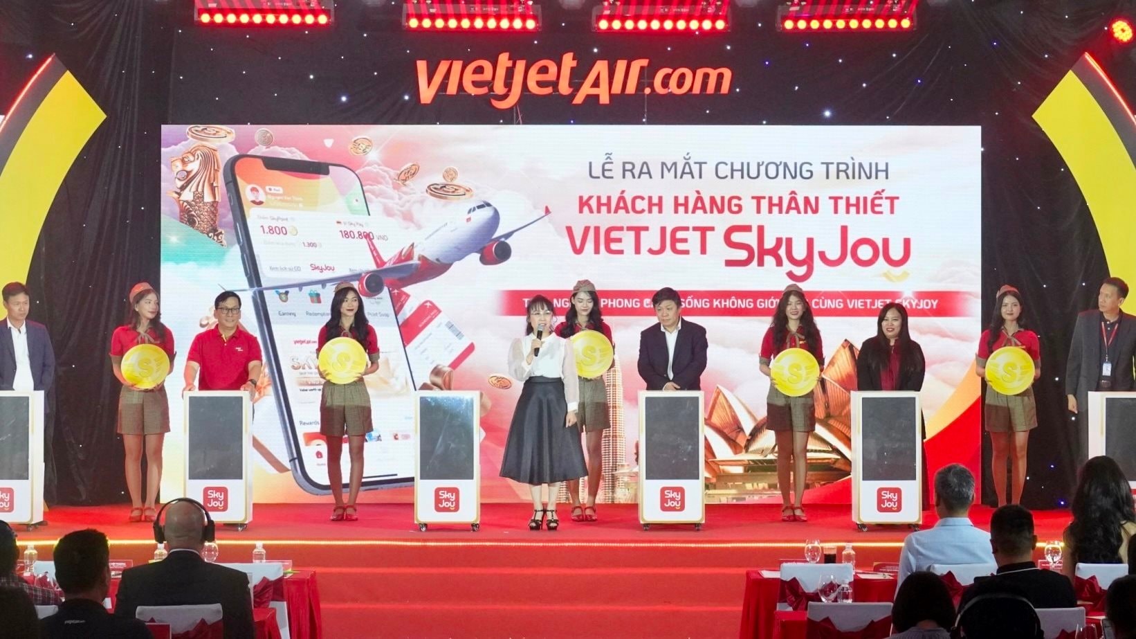 a4-vietjet-skyjoy.jpg