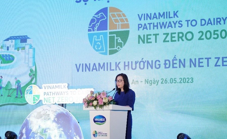 hinh-5-trai-ba-tran-thi-lan-anh-tong-thu-ky-vcci-dai-dien-hoi-dong-doanh-nghiep-vi-su-phat-trien-ben-vung-chia-se-ve-nhung-muc-tieu-cu-the-cua-cam-ket-net-zero-2050-cua-chinh-phu.jpg