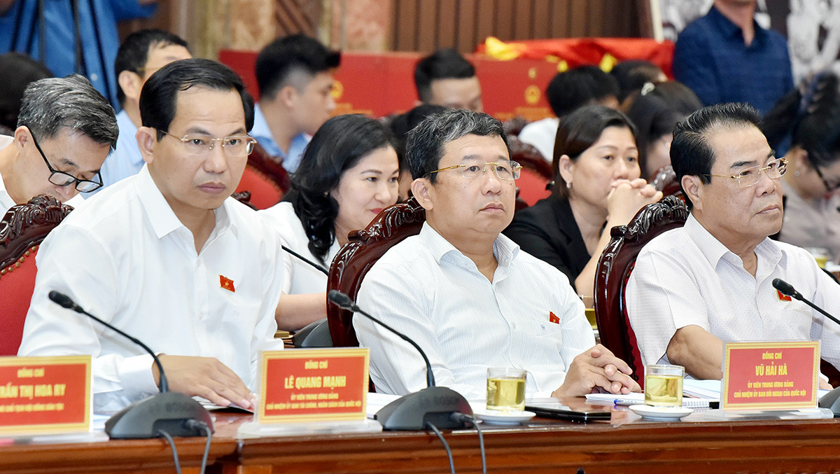 Chủ tịch Quốc hội Vương Đình Huệ chủ trì làm việc với Ban Thường vụ Thành ủy Hà Nội -7