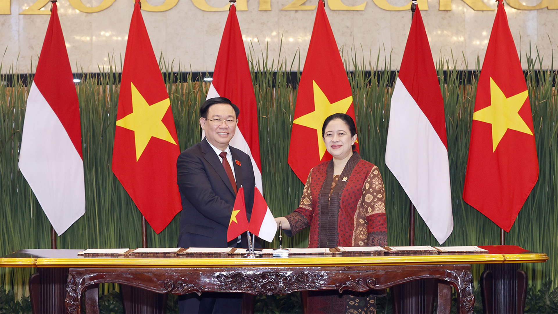 Quốc hội Việt Nam và Hạ viện Indonesia ký Thoả thuận hợp tác mới