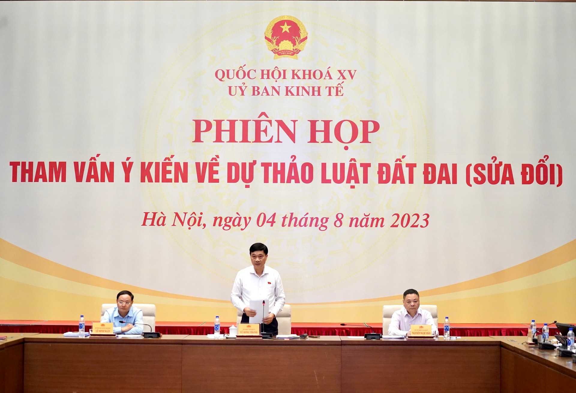 Toàn cảnh phiên họp 