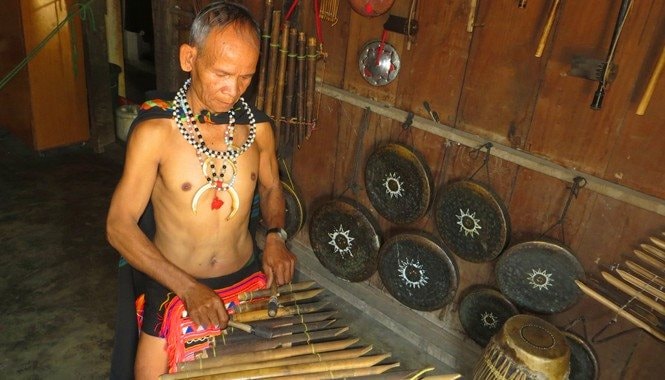 anh-bai-nguoi-giu-hon-dan-toc-je-trieng-2.jpg