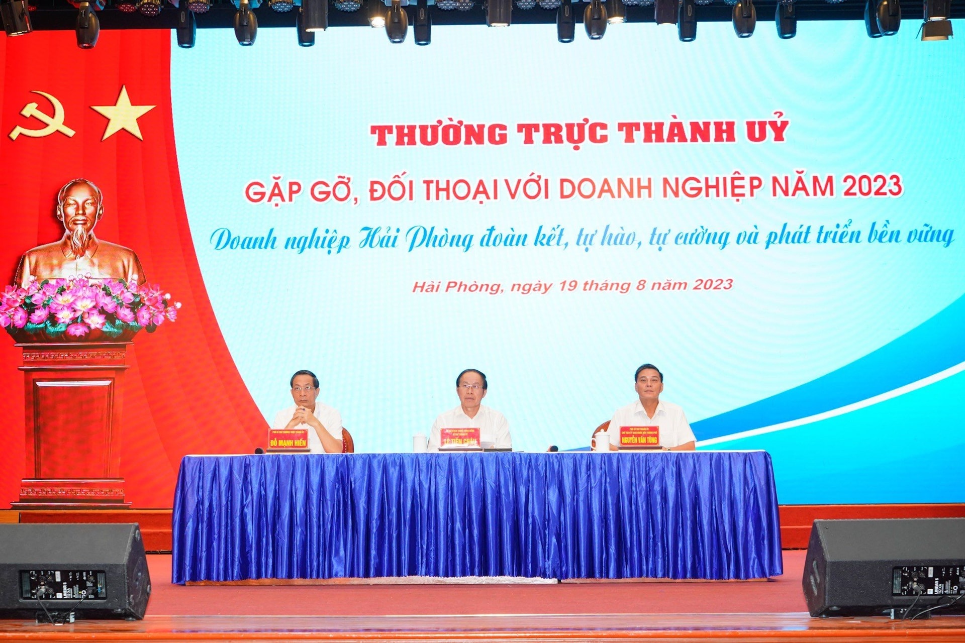 hai-phong-gap-go-doi-thoai-voi-doanh-nghiep-2.jpg