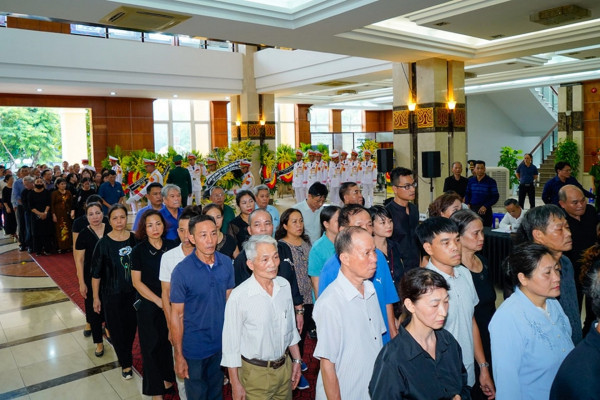Dấu ấn đặc biệt của Phó Thủ tướng Lê Văn Thành trong lòng người dân Hải Phòng -0