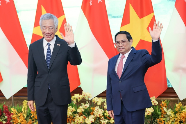 Thủ tướng Singapore kết thúc tốt đẹp chuyến thăm chính thức Việt Nam - Ảnh 1.