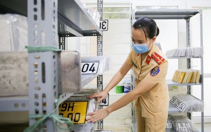 bien-so-dinh-danh-1_eubu.jpg