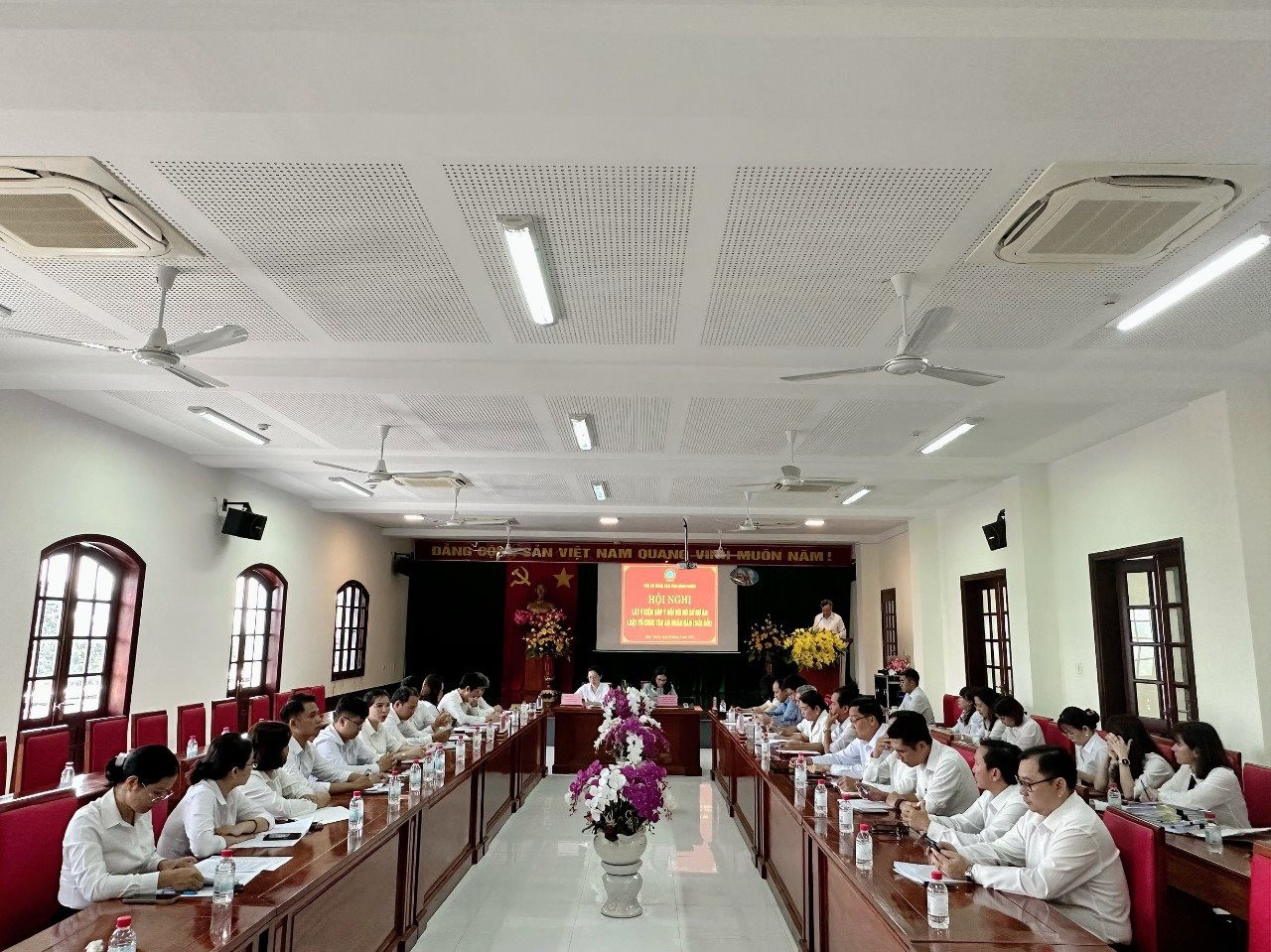 Ngày 26/9, TAND tỉnh Bình Phước tổ chức Hội nghị lấy ý kiến dự thảo Luật Tổ chức TAND (sửa đổi)