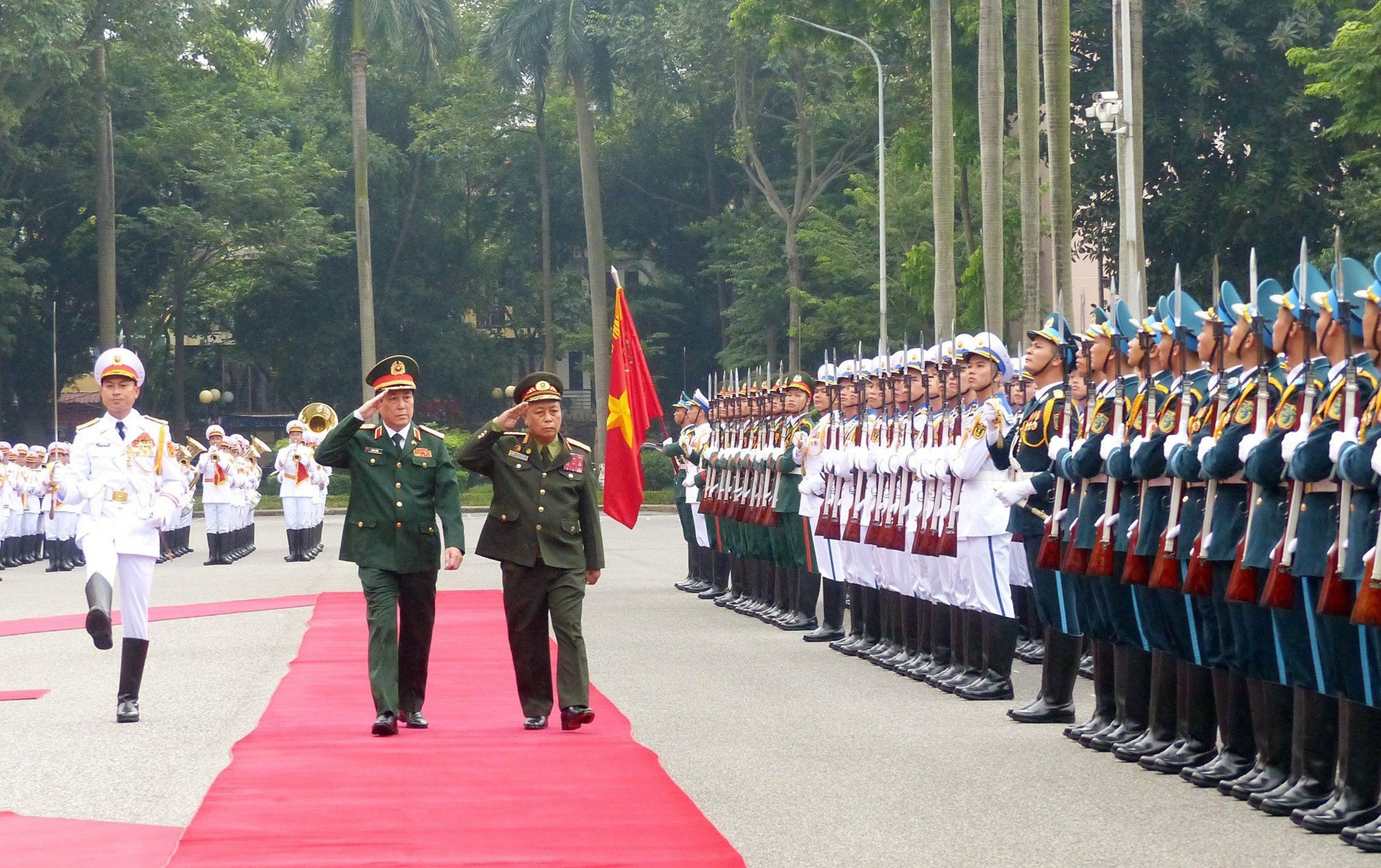 Tăng cường hợp tác quốc phòng: Trụ cột quan trọng trong quan hệ song phương Việt-Lào - Ảnh 1.