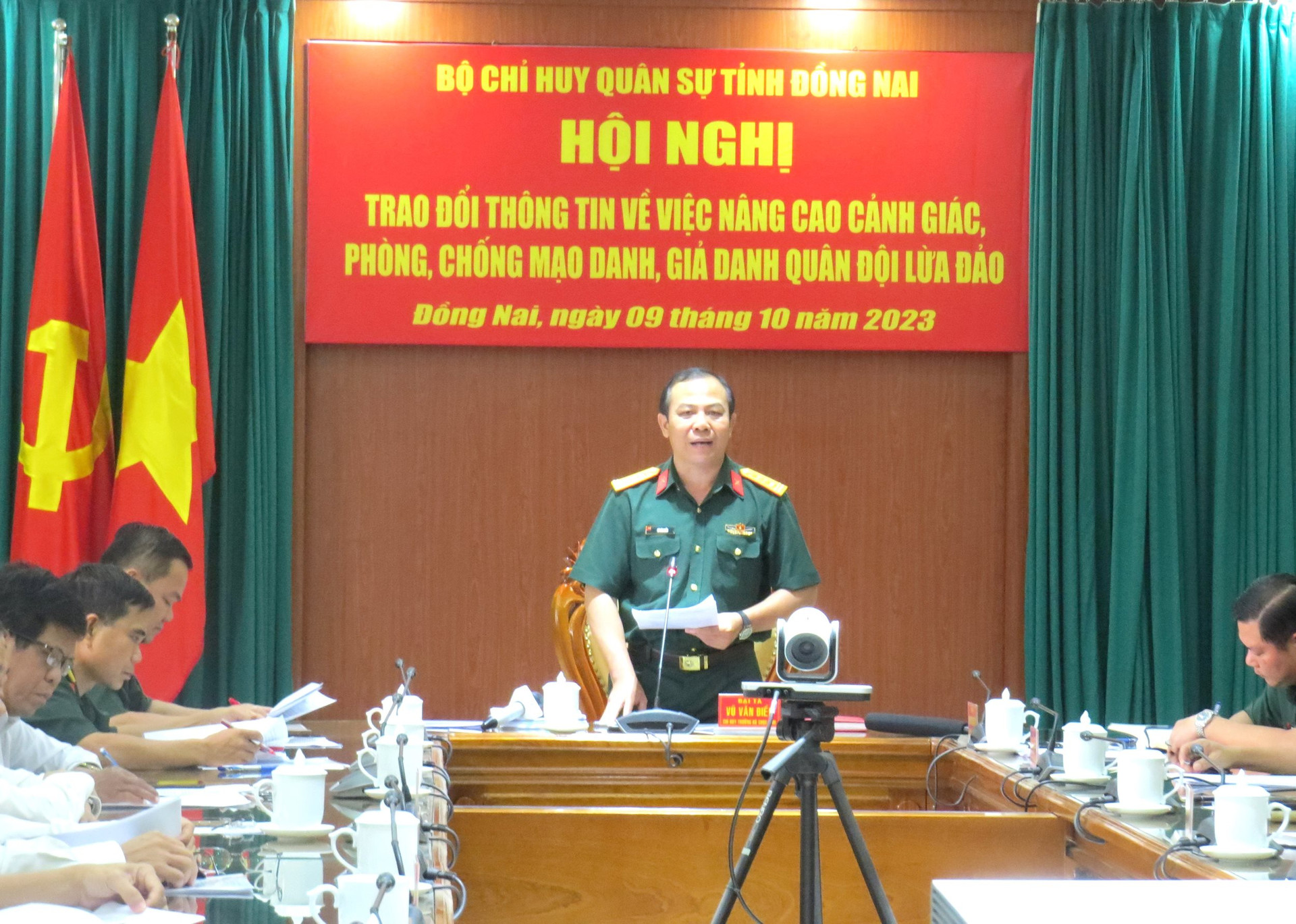 Đại tá Vũ Văn Điền - Chỉ huy trưởng Bộ Chỉ huy quân sự tỉnh Đồng Nai chủ trì Hội nghị