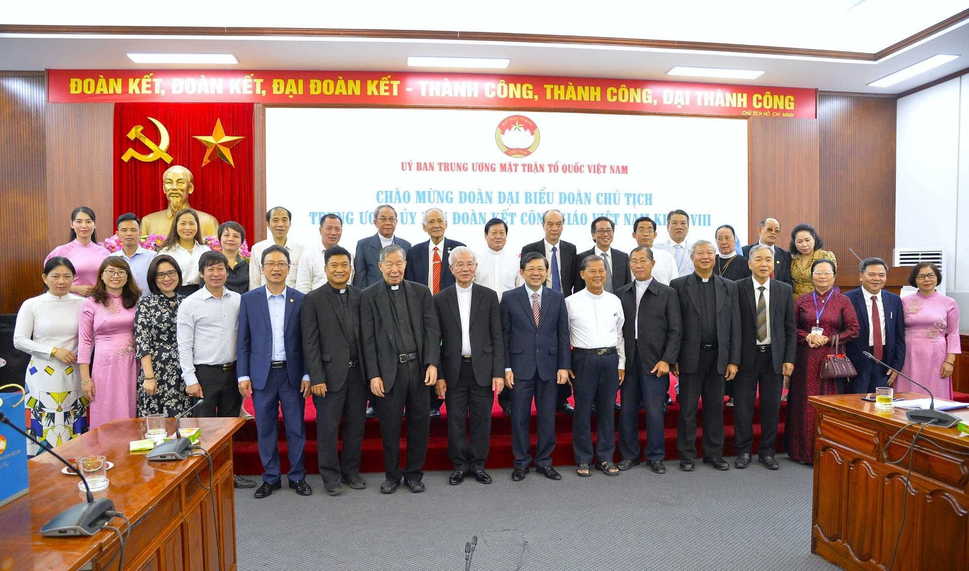 Đoàn Chủ tịch TƯ Ủy ban Đoàn kết Công giáo Việt Nam khóa VIII chào thăm UBTƯ MTTQ Việt Nam, Ban Dân vận TƯ
