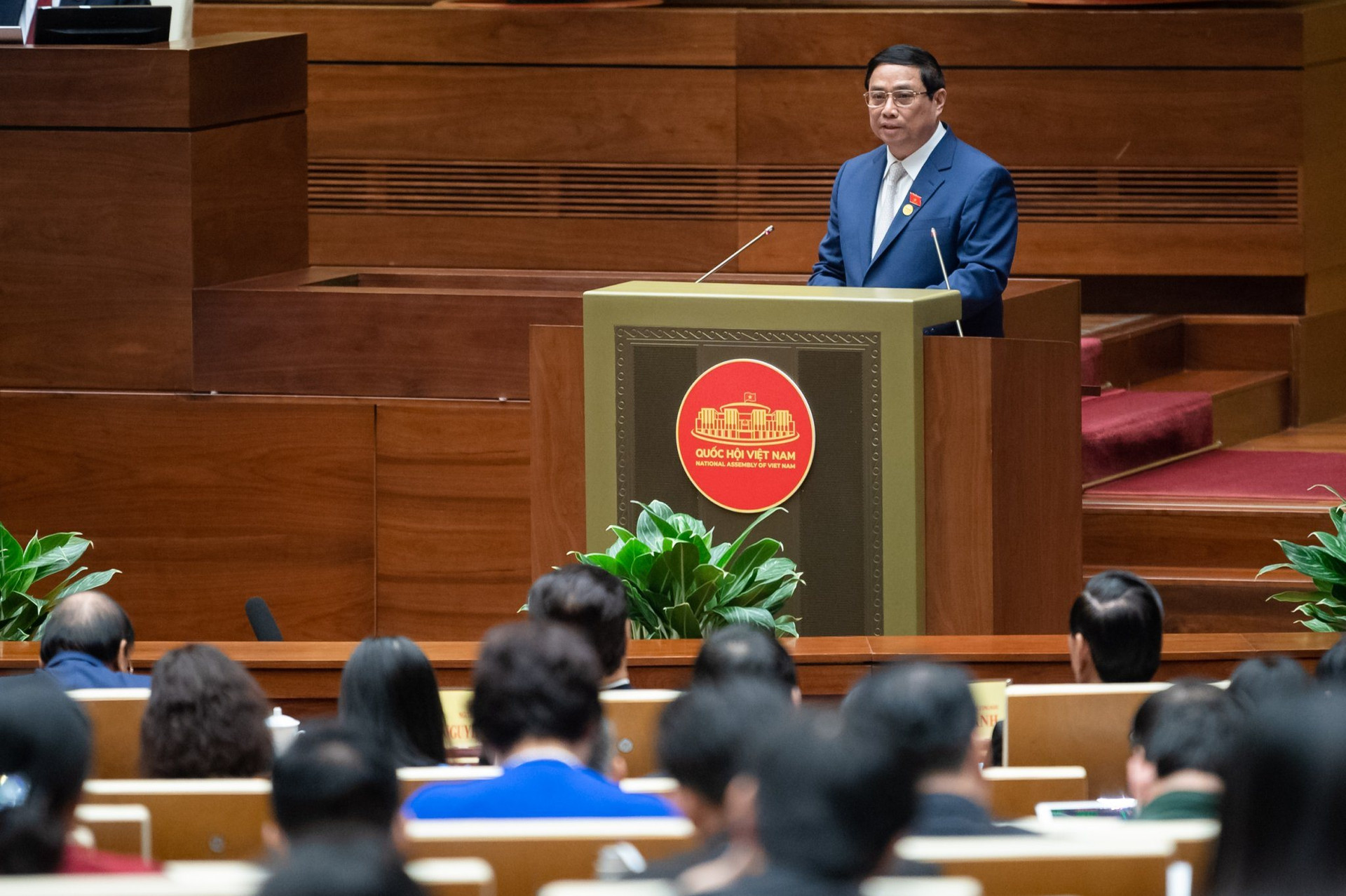 Thủ tướng Chính phủ Phạm Minh Chính trình bày báo cáo tại Phiên khai mạc Kỳ họp thứ 6, Quốc hội khóa XV